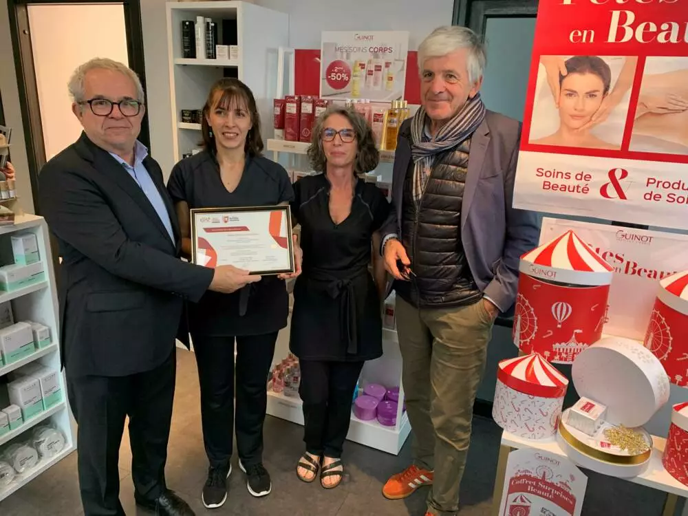 remise du prix villes et villages à l'institut Oriasis.jpg