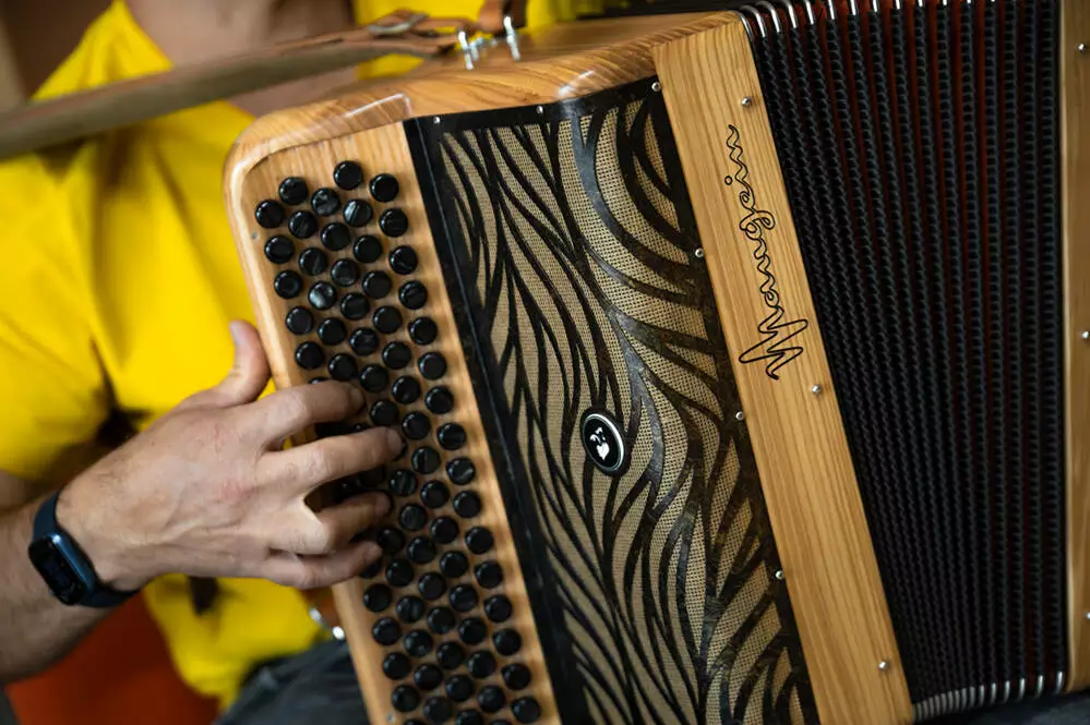 accordeons-maugein-1.jpg
