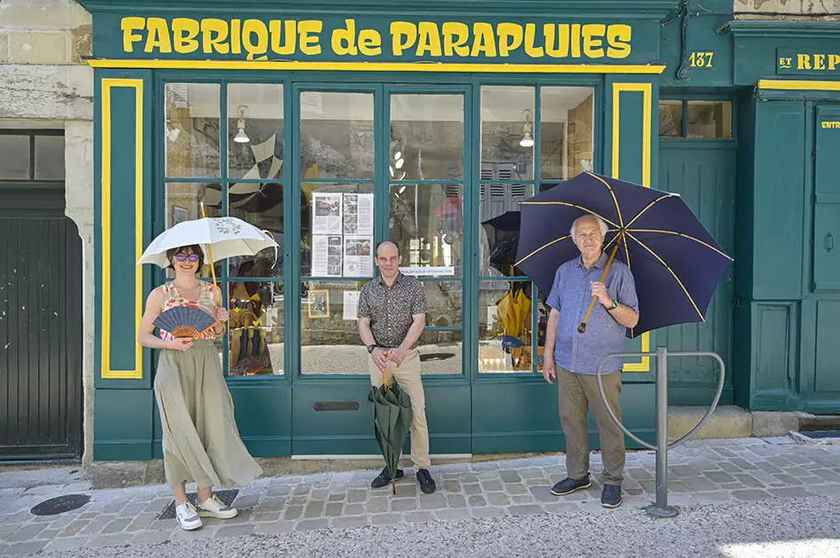 Fabrique-des-parapluies-Francois-1.jpg