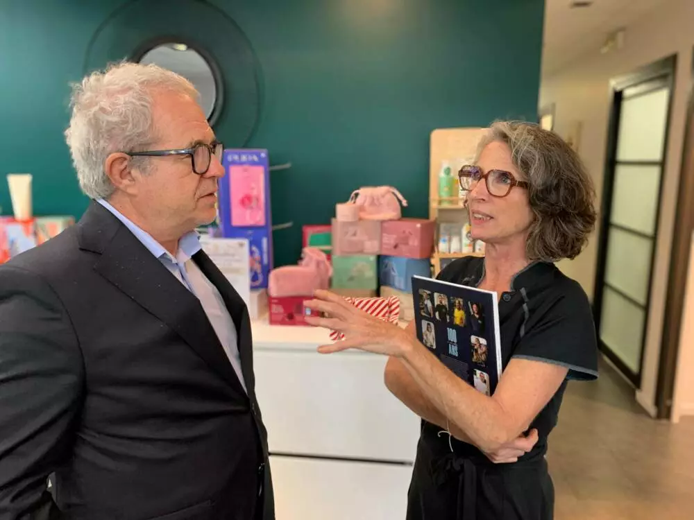 V&V2025-Président et cédante.jpg